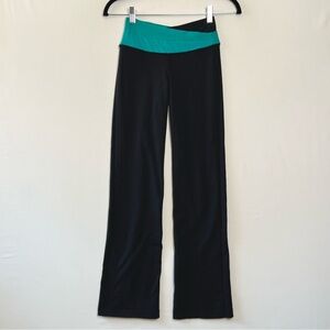 Lululemon Groove Pants Womens 2 Classic Yoga Pilates Workout Stretch Athletic